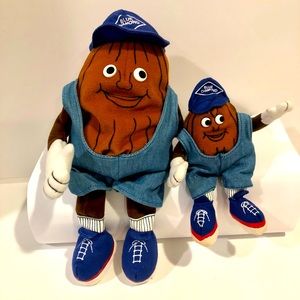 Nutty Guys- Beany Blue Diamond Almond Vintage set of 2